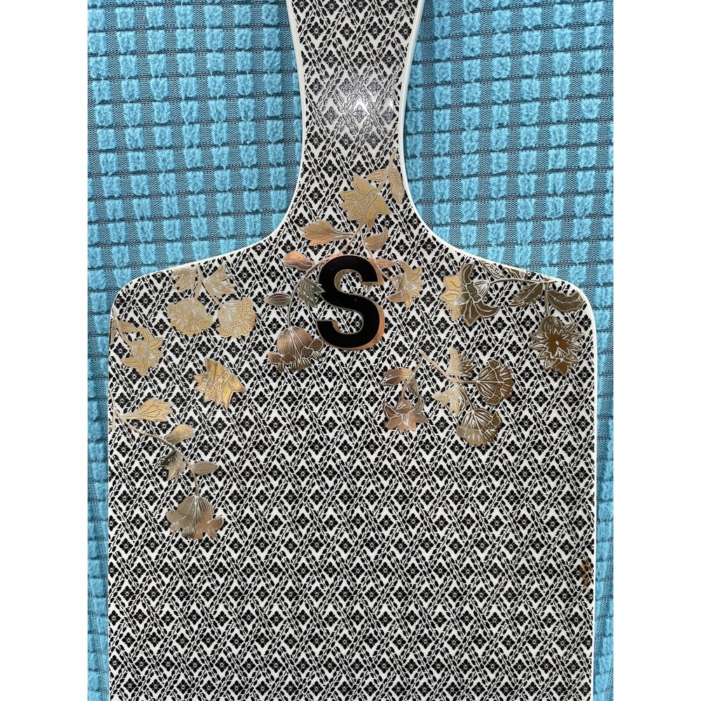 Anthropologie French Bistro Cheese Cutting Board Eliza Tile Monogram S - Picture 2 of 11